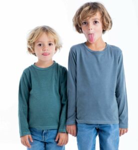 BASIC STRAIGHT T-SHIRT