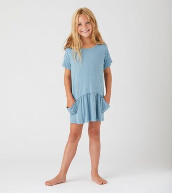 Vestido manga caída