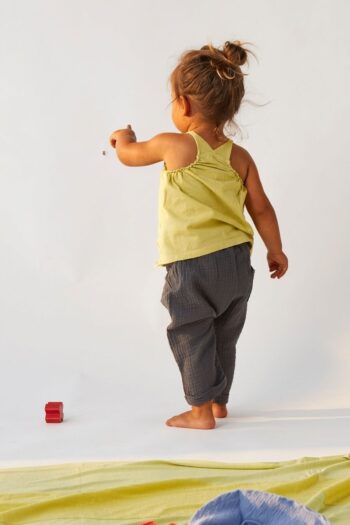 Camiseta tirante gomas bebé